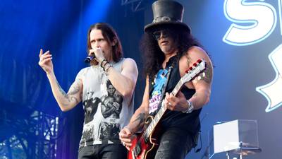 Slash & the Conspirators drop new song, "Call Off the Dogs"