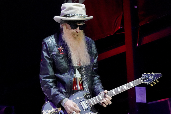 Billy F. Gibbons, Nancy Wilson & more to guest on upcoming second of AXS TV's 'Power Hour﻿'