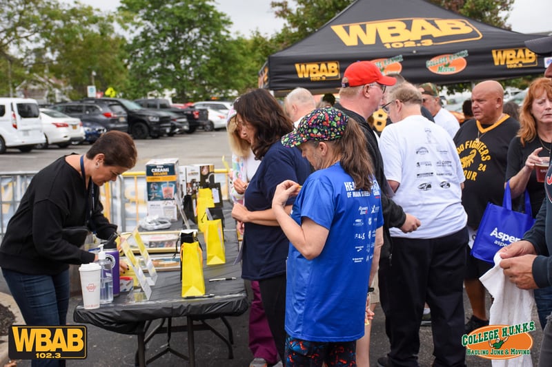 Check out all the photos from Roger & JP's 5-Foot Fun Run that took place on Saturday, September 7th, 2024 at Blue Point Brewery in Patchogue.