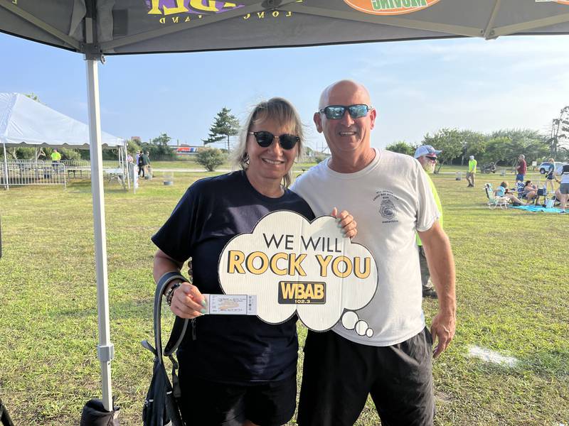 Check out your photos at our event at the Summer Run Series at Jones Beach on August 5th.