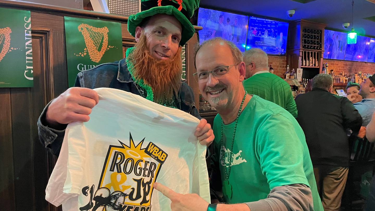 PHOTOS: Roger & JP’s 2022 Saint Patrick’s Day Bar Crawl