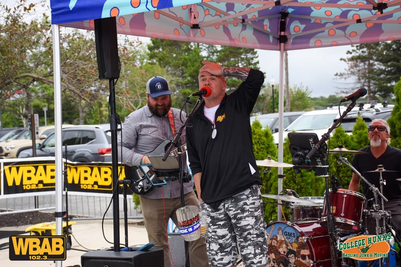 Check out all the photos from Roger & JP's 5-Foot Fun Run that took place on Saturday, September 7th, 2024 at Blue Point Brewery in Patchogue.