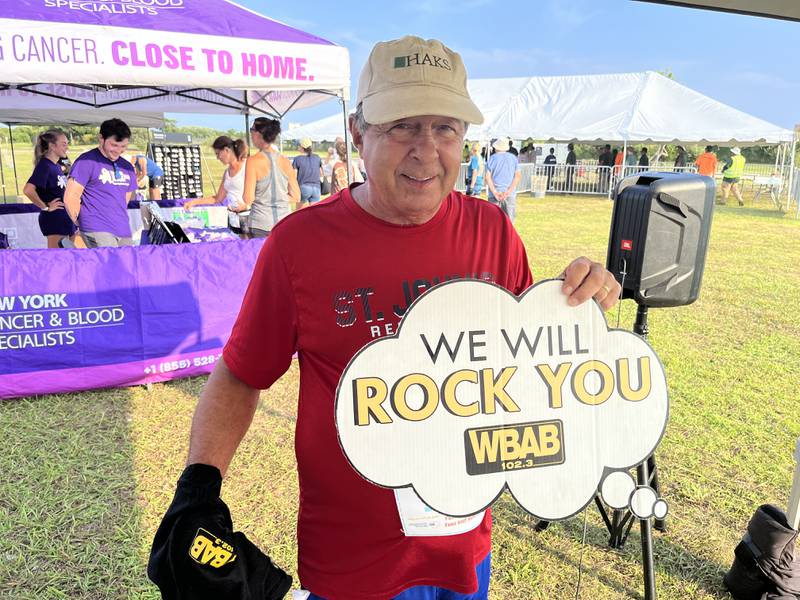 Check out your photos at our event at the Summer Run Series at Jones Beach on August 5th.