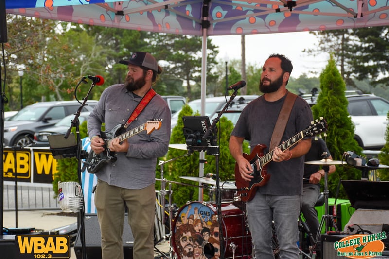 Check out all the photos from Roger & JP's 5-Foot Fun Run that took place on Saturday, September 7th, 2024 at Blue Point Brewery in Patchogue.