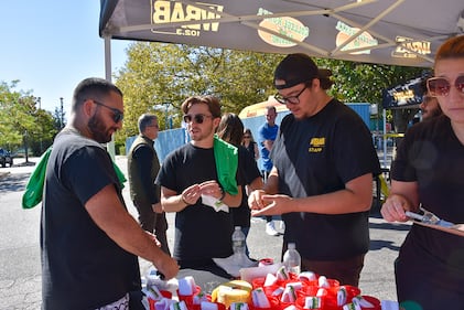 Check out all the photos from Roger & JP's 25-Foot Fun Run that took place on Saturday, September 20th, 2025 at Blue Point Brewery in Patchogue.