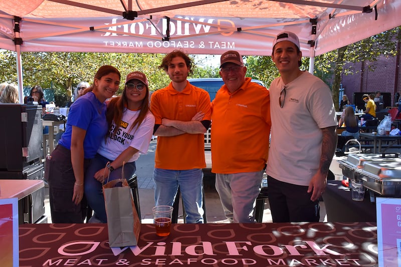 Check out all the photos from Roger & JP's 25-Foot Fun Run that took place on Saturday, September 20th, 2025 at Blue Point Brewery in Patchogue.