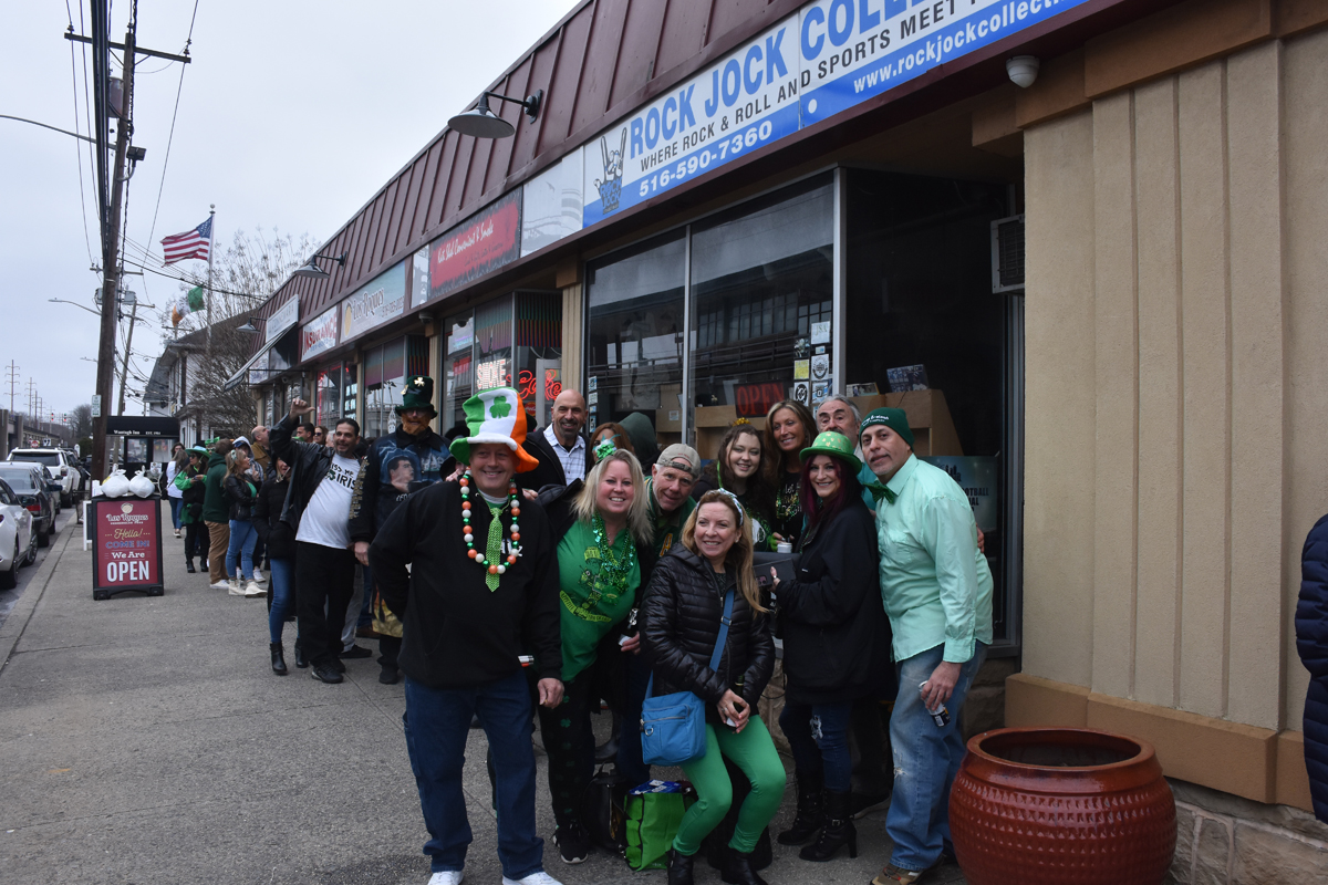 Check out your photos from Roger & JP's Corned Beef & Chaos 2024 which took place on Saturday, March 9th at Mulcahy's Pub.